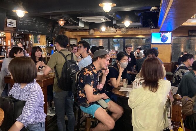 Japanese Speaking Experience With the Pub Locals in Shibuya City.