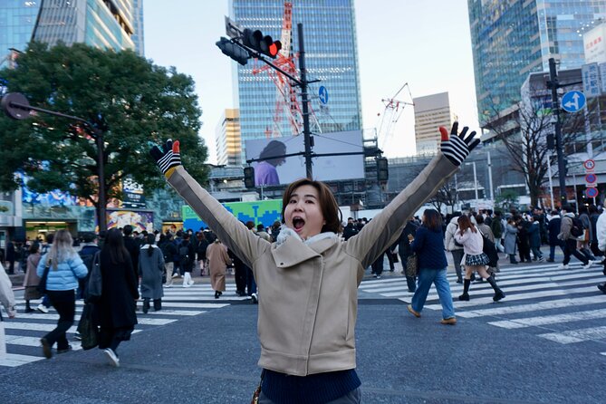 Meiji Shrine to Shibuya Crossing With Lunch and Dessert