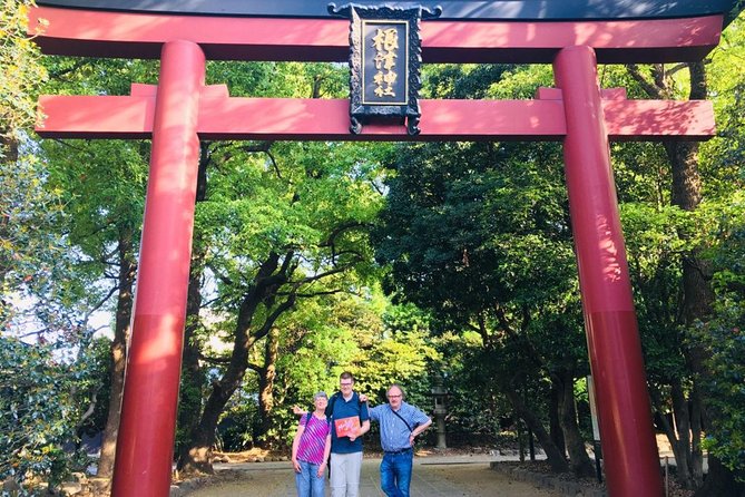 Yanaka Historical Walking Tour in Tokyos Old Town - Meeting Your Local Guide