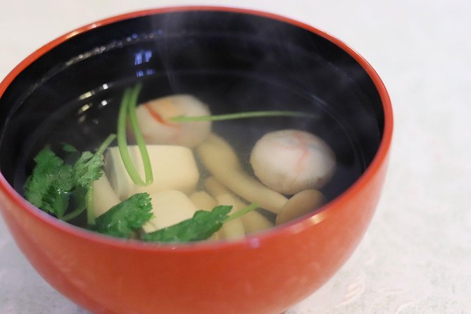 Authentic Seasonal Japanese Home Cooking Lesson With a Charming Local in Kyoto - Meeting Your Host Michiyo