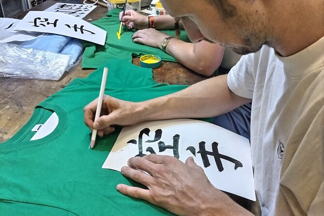 Calligraphy on T-Shirt and Lantern in Sumida - What to Expect From Session