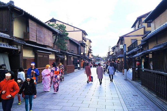 Kyoto Samurai and Geisha Town Private Tour - Uncovering Samurai History