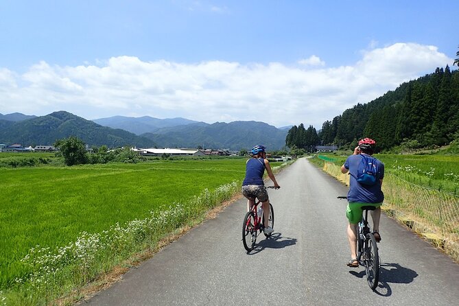 3.5h Bike Tour in Hida - Just The Basics