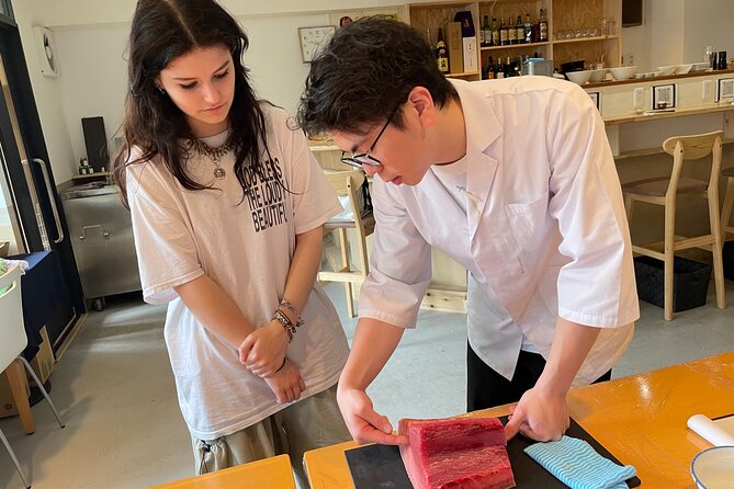 2-Hour Tuna Cutting and Sushi Small Group Workshop in Sendagi - Schedule and Pricing Details