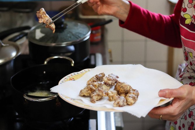 Authentic Seasonal Japanese Home Cooking Lesson With a Charming Local in Kyoto - Savoring Authentic Japanese Cuisine