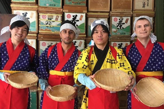 Experience Seasonal Green Tea Picking in Sayama and Nostalgic Walk in Kawagoe! - Tour Logistics and Details