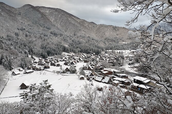 Gokayama and Shirakawago Photoshoot by Professional Photographer - Tour Details and Logistics