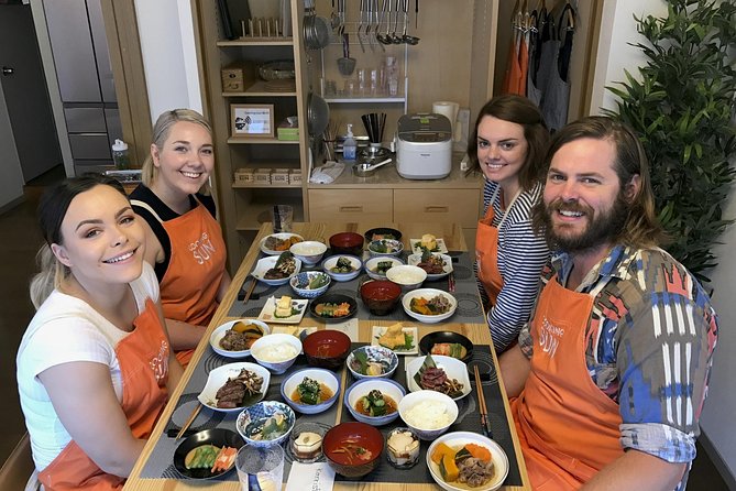 Small-Group Wagyu Beef and 7 Japanese Dishes Tokyo Cooking Class - Meeting Your Local Cooking Instructor