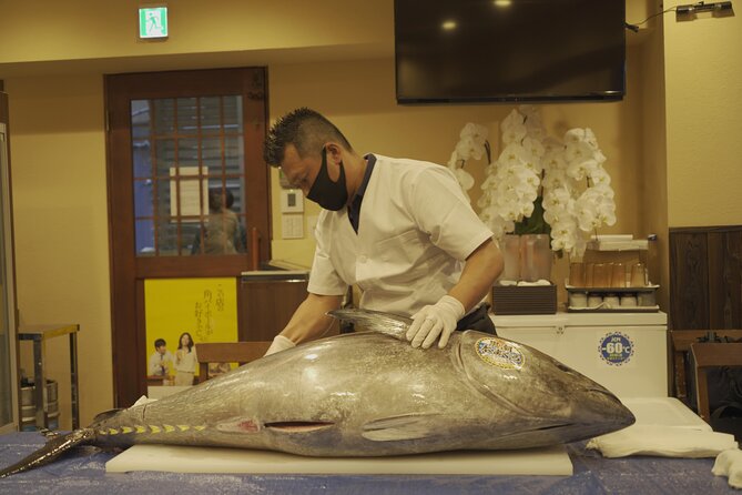 Tuna Cutting Show in Tokyo & Unlimited Sushi & Sake - Cultural Insights Into Japanese Cuisine