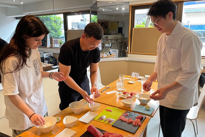 2-Hour Tuna Cutting and Sushi Small Group Workshop in Sendagi - Operator and Reviews Summary