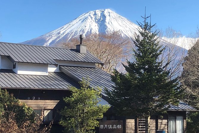 A Trip to Enjoy Subsoil Water and Nature Behind Mt. Fuji - Navigating the Terrain and Trails