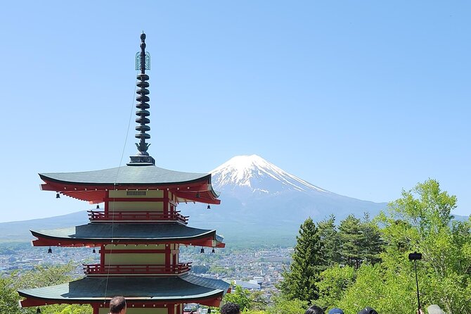 Mount Fuji Private One Day Tour With English Speaking Driver - Meeting and Pickup Arrangements