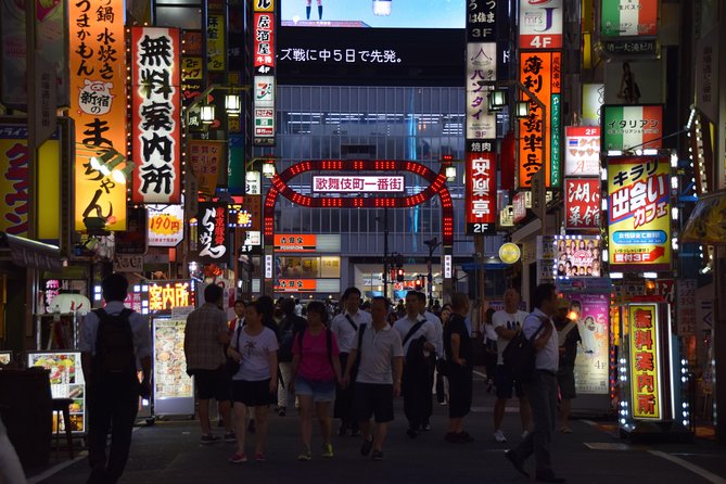 Shinjuku Izakaya and Golden Gai Bar Hopping Tour - Booking and Confirmation