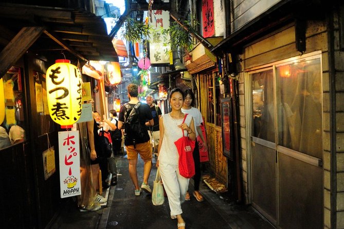 Tokyo by Night: Happy Hour in Shinjuku`s District - Discovering Golden Gais Secrets