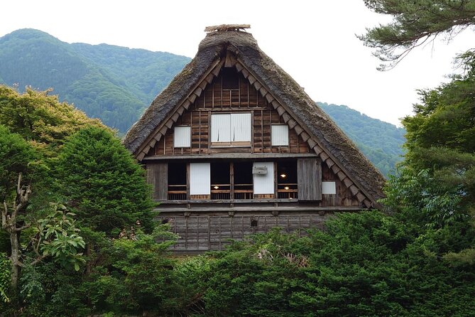 1-Day Takayama Tour: Explore Scenic Takayama and Shirakawago - Traveling Between Destinations