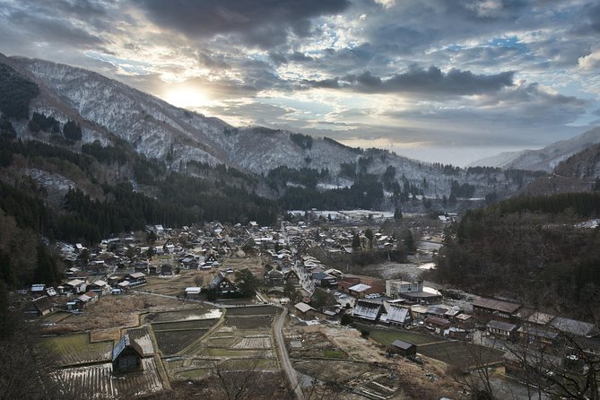 Gokayama and Shirakawago Photoshoot by Professional Photographer - Preparing for the Photoshoot