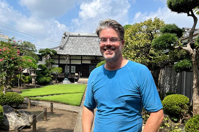 Historic Temple・Traditional Japanese Garden＆ Eating Around at a Shopping Strip - Getting to Ikegami Station