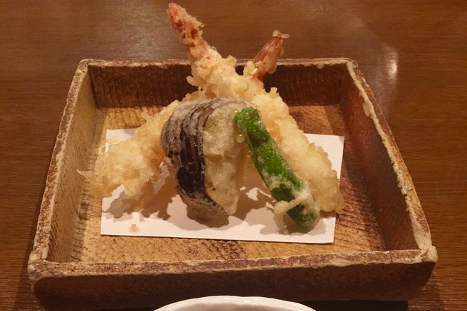 Kyoto Evening Gion Food Tour Including Kaiseki Dinner - Meeting Point and Itinerary