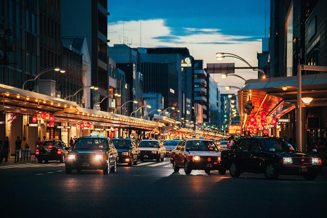 Kyoto Private Night Tour: From Gion District To Old Pontocho, 100% Personalized - Wander Through Old Pontocho