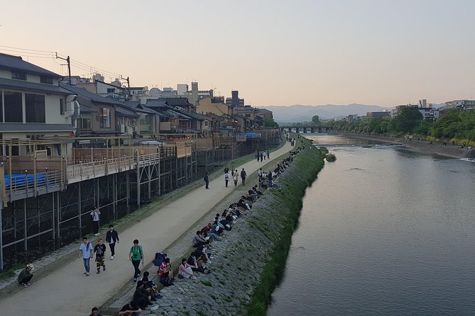 Nighttime All-Inclusive Local Eats and Streets, Gion and Beyond - Walking Tour Logistics and Tips