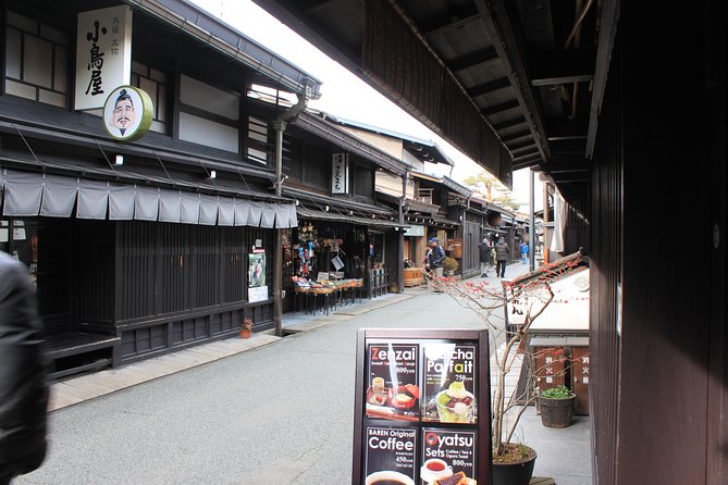 [One-Day Bus Tour Departing From Kanazawa Station] Shirakawa-Go/Takayama Tour Platinum Route Bus Tour - Tour Reviews and Ratings