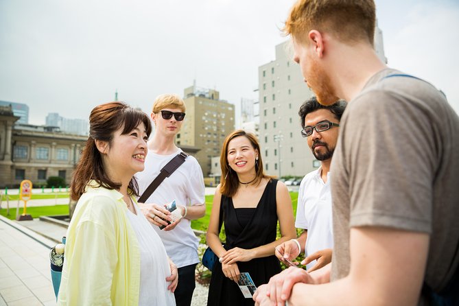 Tokyo Custom Highlight: Private Walking Tour With Licensed Guide - Meeting Your Expert Guide