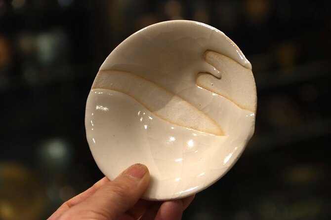 Authentic Pure Gold Kintsugi Workshop With Master Taku in Tokyo - Enhancing Your Japanese Cultural Experience