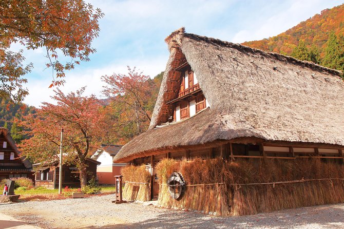 Gokayama and Shirakawago Photoshoot by Professional Photographer - Booking and Pricing Information