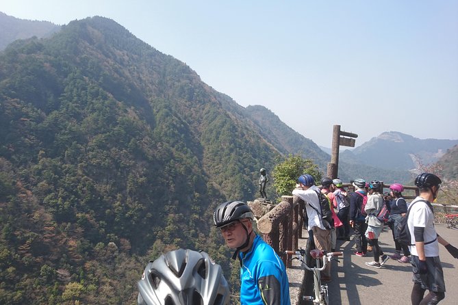 Iya Valley BROMPTON Slow Cycling Tour - Experience the Best of Iya