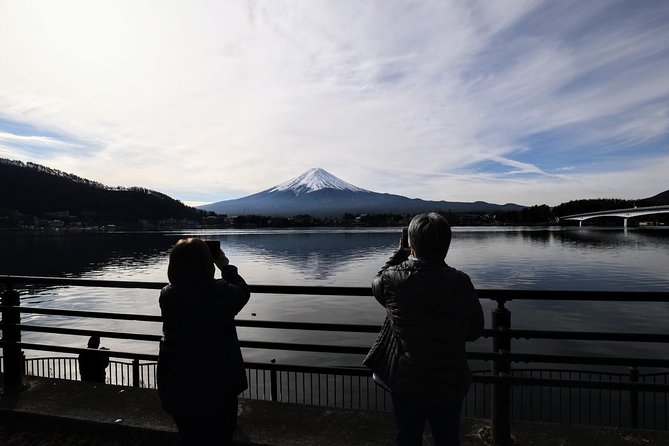 Mt. Fuji & Hakone Day Tour From Tokyo by Car With JP Local Guide - Booking and Cancellation Policies