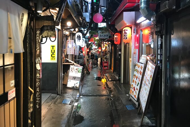 The Dark Side of Tokyo - Night Walking Tour Shinjuku Kabukicho - Safety and Accessibility Matters