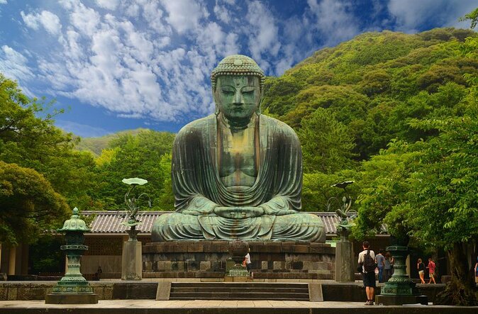 Kamakura Full Day Tour With Licensed Guide and Vehicle From Tokyo - Just The Basics