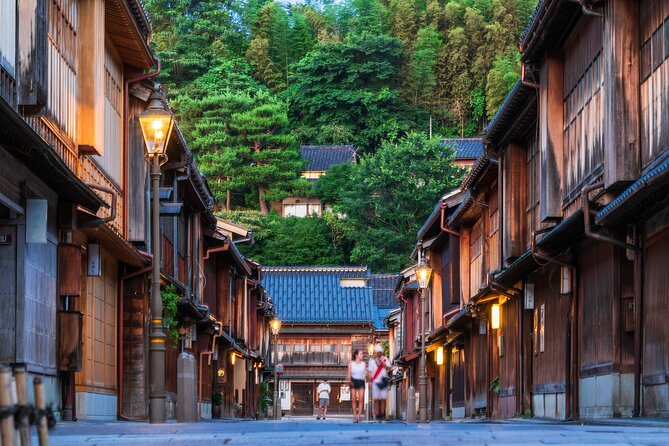 Kanazawa All Must-Sees Private Chauffeur Sightseeing - English Speaking Driver - Just The Basics