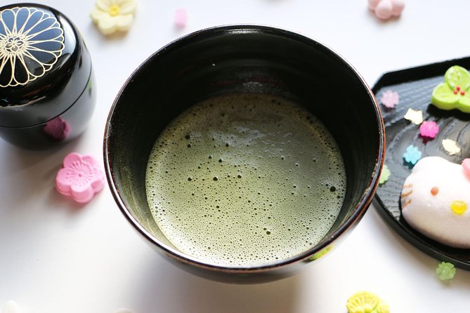 Private Tea Ceremony With Kimono in a Traditional Japanese Garden - Just The Basics