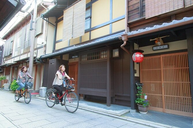 Exploring Fushimi-Inari, Gion, Nanzen-ji, Kamogawa River Tour