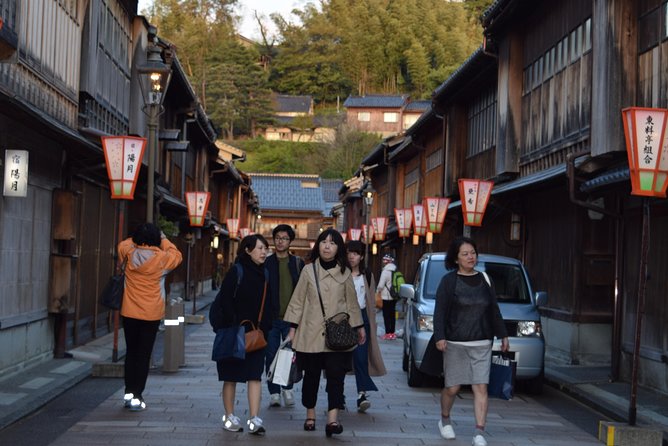 Must See Kanazawa With A Local: Private & Personalized - Exploring Kanazawas Hidden Gems