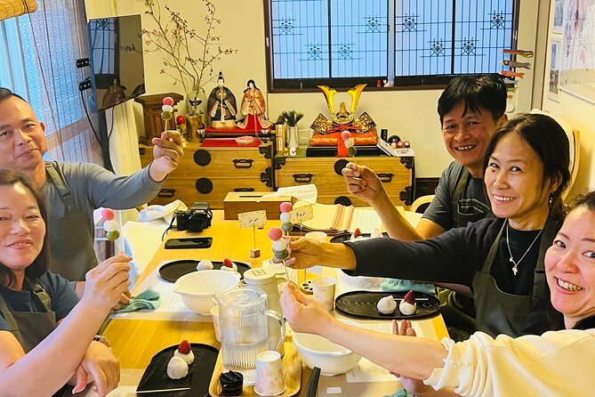 Private Mochi Sweets Making Class Near Shibuya Area