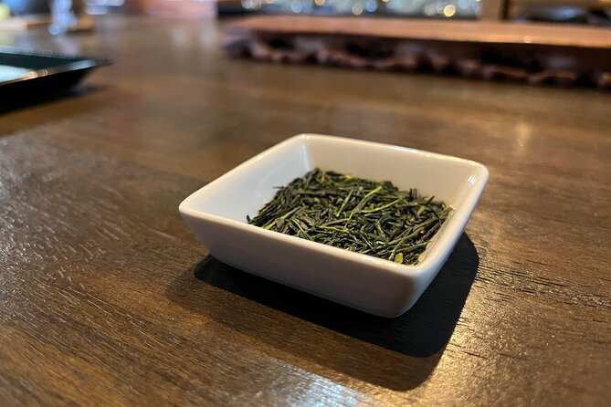 Small Group Japanese Green Tea Tasting in Shizuoka