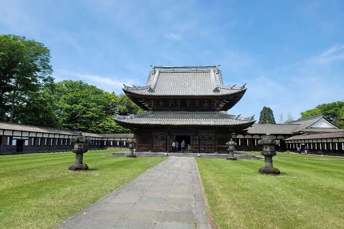 Toyama Bay and Takaoka Town Metalworking Tour From Kanazawa - Discovering Toyama Bays Charm