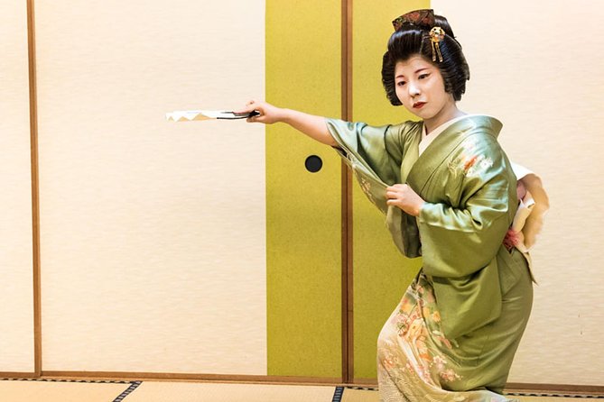 Authentic Geisha Performance With Kaiseki Dinner in Tokyo - Traditional Kaiseki Dinner Delights