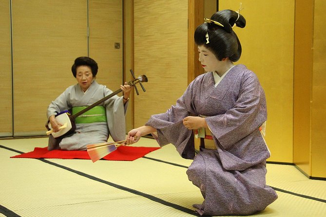 Authentic Geisha Performance With Kaiseki Dinner in Tokyo - Behind the Scenes of Geisha Culture