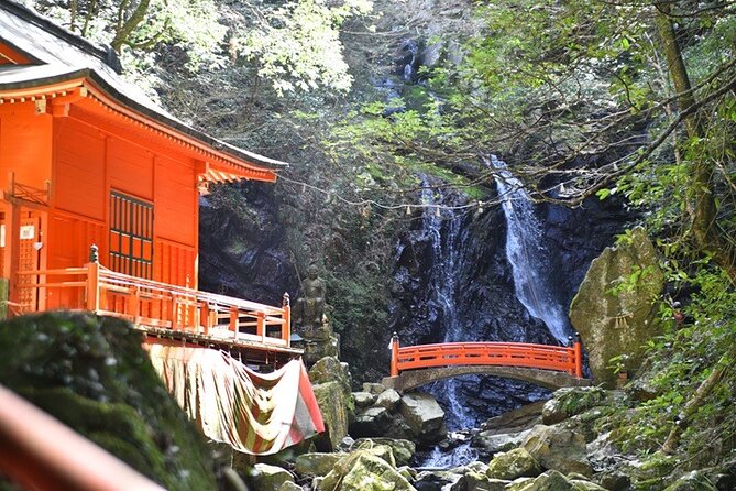 Mt. Inunaki Trekking and Goma Prayer Experience in Osaka - The Goma Prayer Experience