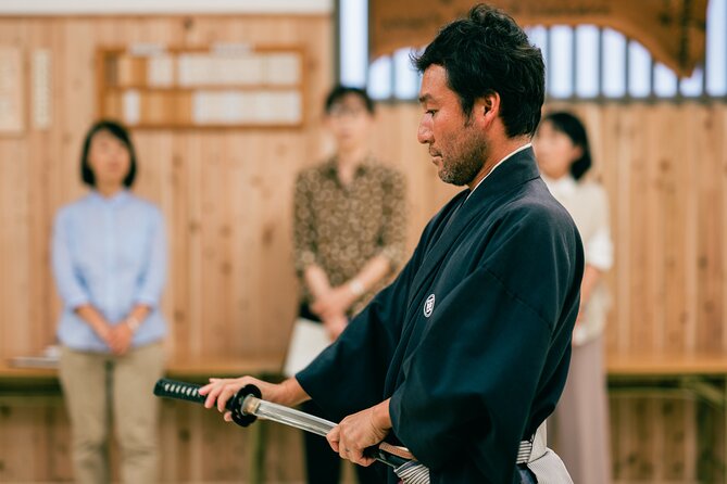 Samurai Experience: Discover the Spirit of Miyamoto Musashi - The Art of Kenjutsu Training