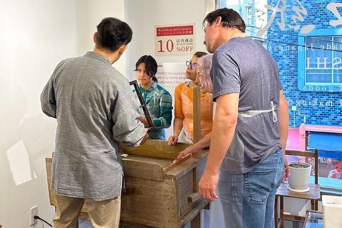 [Tokyo/Asakusa] Traditional Japanese Washi Papermaking Experience - Hands-on Papermaking Experience