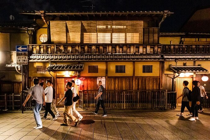 Kyoto Food & Drink Tour With a Local: Private Custom Izakaya Experience - What to Expect on Tour