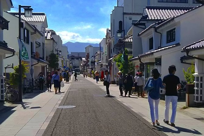 Matsumoto Discovery - Half Day Walking Tour - Meeting and Ending Points