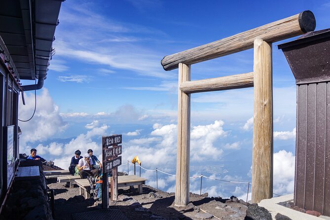 Private Mount Fuji and Hakone 1-Day Sightseeing Tour With Guide - Accessibility and Special Needs