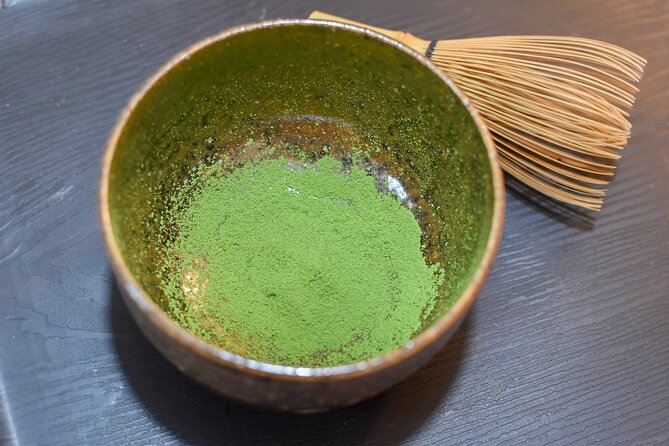 Matcha Experience With of Japanese Tea Tasting in Tokyo - Expert Insights From Knowledgeable Hosts