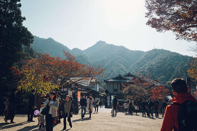 Hiroshima Custom Full Day Tour - About Japan Awaits Tour Operator