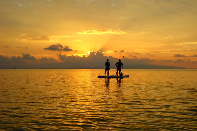 [Miyako, Okinawa] [Evening] Twilight in the Sea of Silence... Sunset Stand-Up Paddleboard / Canoe - Tour Details Matter